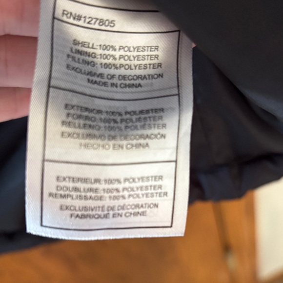 Reebok Dark Puffer Vest - Picture 2 of 3